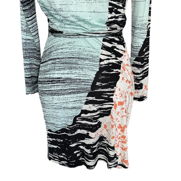 LN Diane Von Furstenberg Valencia Silk Pastel Wrap Mini Dress in Rockscape - 4 - Picture 12 of 16
